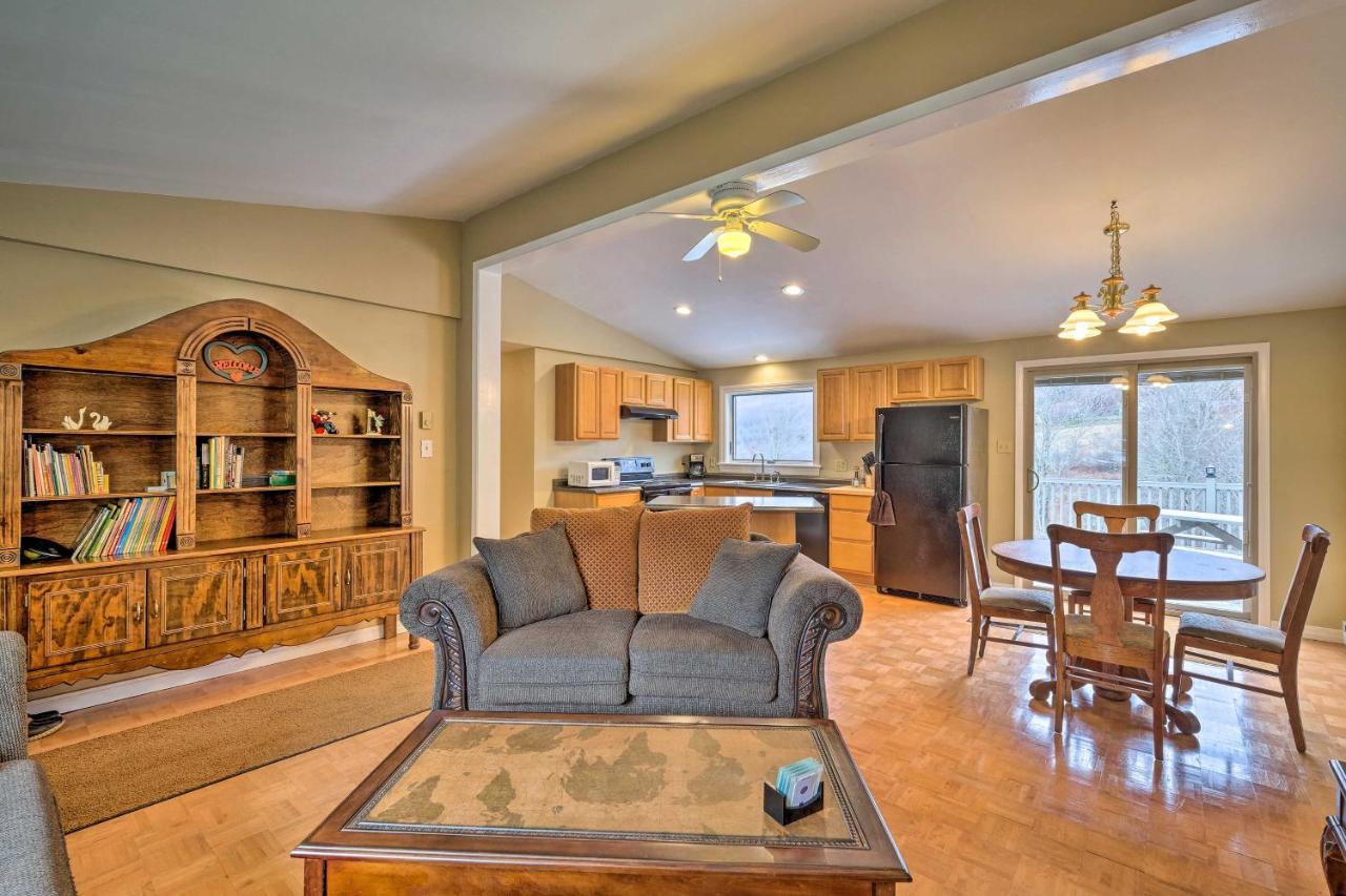 Quiet Catskills Getaway With Deck And Mtn Views New Kingston Buitenkant foto